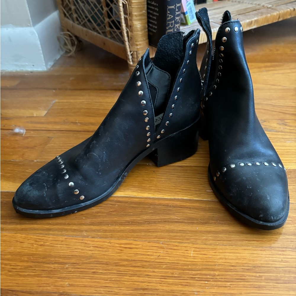 Steve Madden women’s  booties